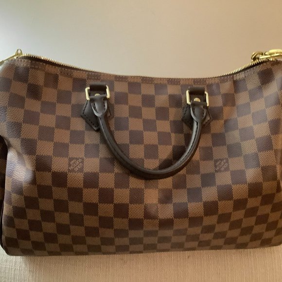 Louis Vuitton Handbags - AUTHENTIC Louis Vuitton Speedy 35 Bandoulière Damier